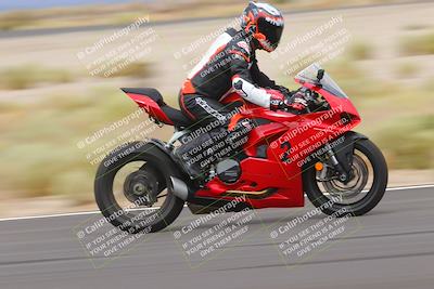 media/Sep-10-2022-SoCal Trackdays (Sat) [[a5bf35bb4a]]/Bowl Exit (1120am)/